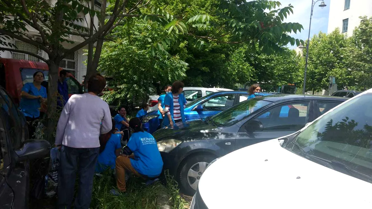 VIDEO. Alertă cu bombă la Tribunalul Bucureşti. Clădirea a fost evacuată, iar spaţiul e verificat de pirotehnişti. Trafic deviat