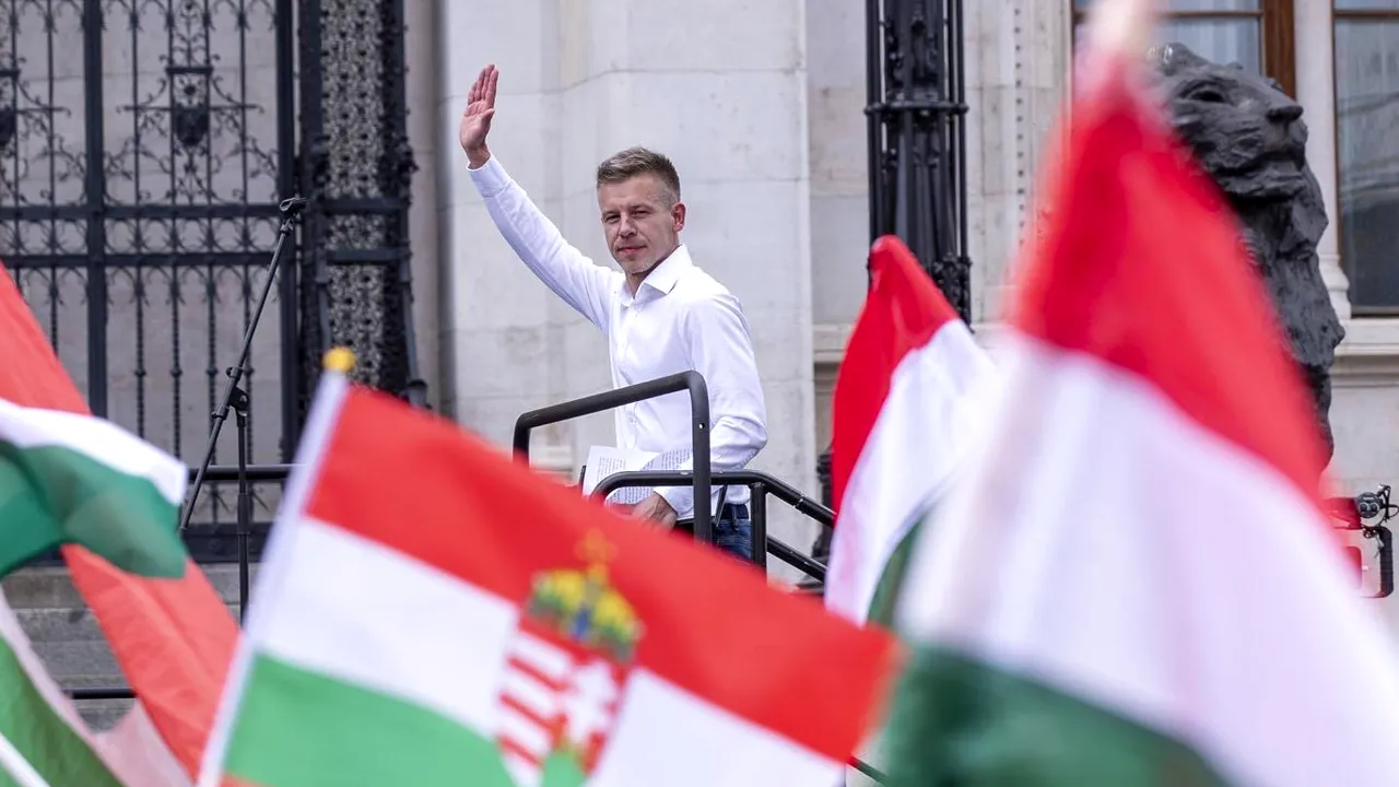 „Suntem spionaţi de luni de zile”. Liderul opoziţiei maghiare lansează acuzaţii la adresa guvernului lui Viktor Orban
