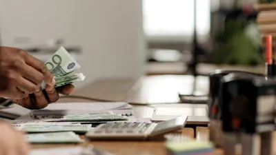 LIFE Caz ciudat. O femeie despărțită de soțul ei îi cere acestuia jumătate dintr-un câștig de 223 de milioane de euro