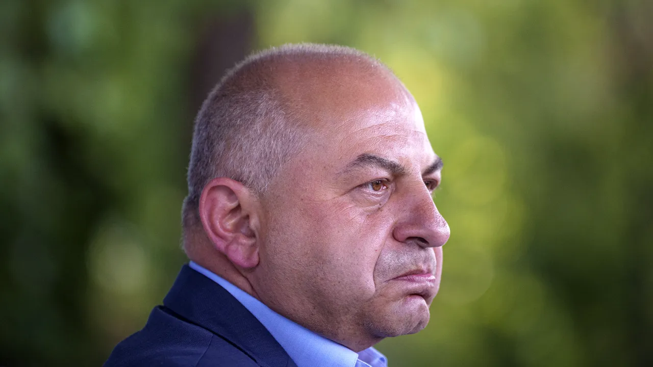 Reacţii politice la decizia PSD-PNL privind retragerea candidaturii lui Cătălin Cîrstoiu la Primăria Capitalei