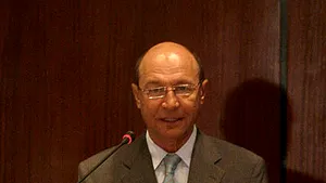 Criza alimentelor şi migraţia din nordul Africii spre UE, pe agenda Sommet-ului de la Paris
