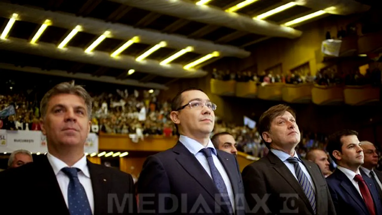 Avionul cu liderii USL a întârziat la miting din cauza ceţii. Ponta: În 9 decembrie să aveţi grijă ca ceaţa să se răspândească