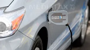 Toyota a lansat Prius C, hibridul cu cel mai redus consum de carburant din lume