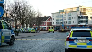 NEWS ALERT Atac în Suedia: Cel puţin opt persoane au fost rănite