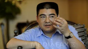 Cine este miliardarul chinez care vrea să cumpere The New York Times. Cartea de vizită impresionantă a lui Chen Guangbiao