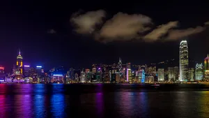 Hong Kong ar putea menţine restricţiile pandemice până în 2024. Exodul firmelor i-ar putea provoca declinul financiar