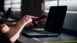 Un italian a pierdut 400.000 de euro după ce a cunoscut o româncă în mediul online. Ce s-a întâmplat