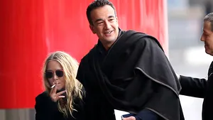 Mary Kate Olsen s-a căsătorit cu Olivier Sarkozy