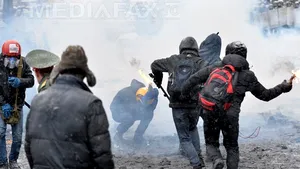 O maşină a ambasadei Canadei a fost incendiată la Kiev - presă