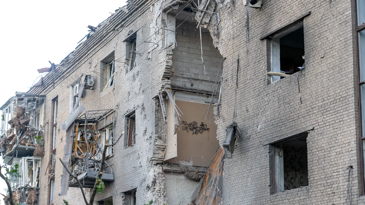 Războiul din Ucraina, ziua 951. Şapte morţi şi trei răniţi în regiunea Herson / Putin subjugă economia Rusiei pentru a triumfa pe front / Forţele ruse au intrat în Vuhledar, situaţia fiind „extrem de dificilă”