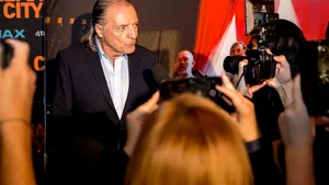 Vedeta Armand Assante a mers în acest weekend la teatru! De două ori!