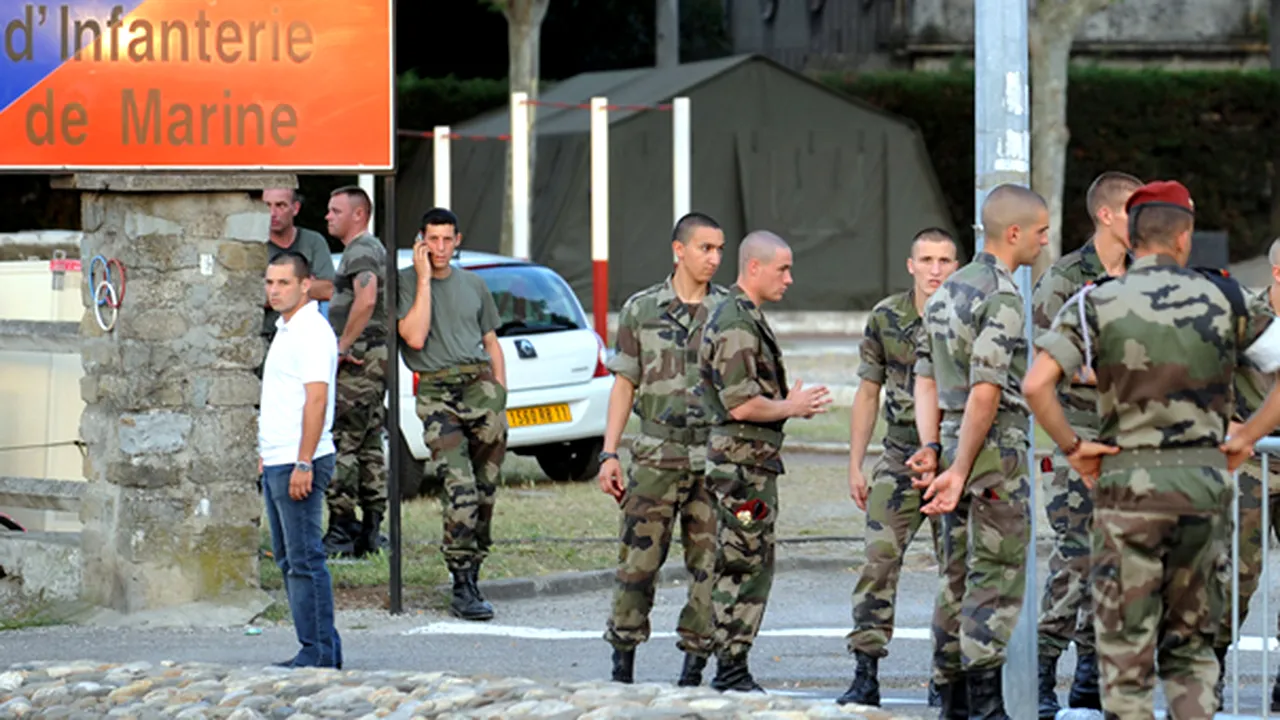 Dacian Cioloş: Franţa este pregătită să contribuie cu trupe NATO în România
