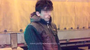 Cetăţean afgan ascuns pe suportul roţilor de rezervă al unui autocamion, depistat la Calafat