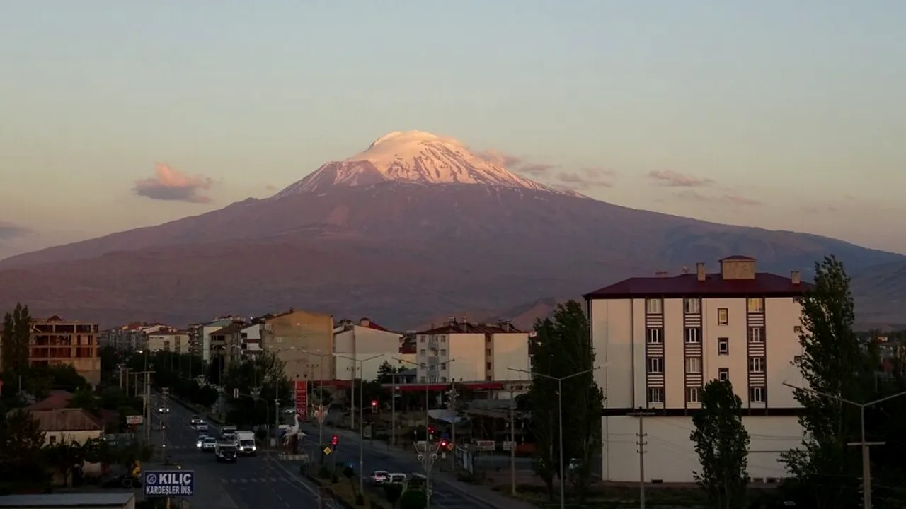 Cinci dintre cele mai poluate 10 orașe din Europa se află într-o singură țară