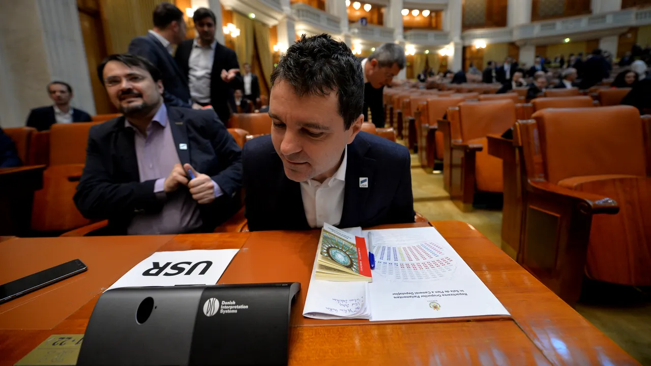 Dan Barna, purtătorul de cuvânt al USR: Majoritatea nu înţelege gravitatea situaţiei în care a fost târâtă ţara