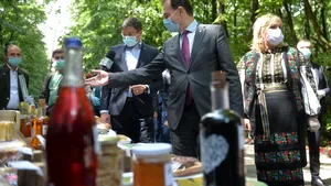 Producătorii te îndeamnă să încerci produse tradiţionale