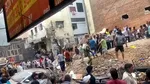 Clădire cu cinci etaje prăbușită în Delhi. Zeci de studenți sunt prinși sub dărâmături