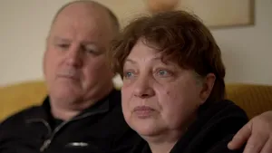 Părinţii unui ucrainean vor urmări nunta fiului rămas la război pe Skype