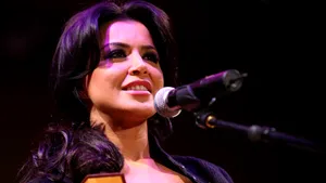 Simona Pătruleasa va prezenta ştirile la Kanal D