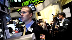 Bursa de la New York a scăzut joi cu 5%