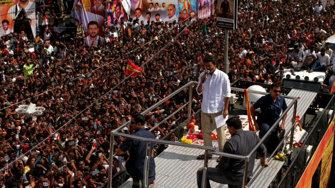 India. Anchetă după busculada de la un miting al actorului-politician Vijay, soldată cu 39 de morți