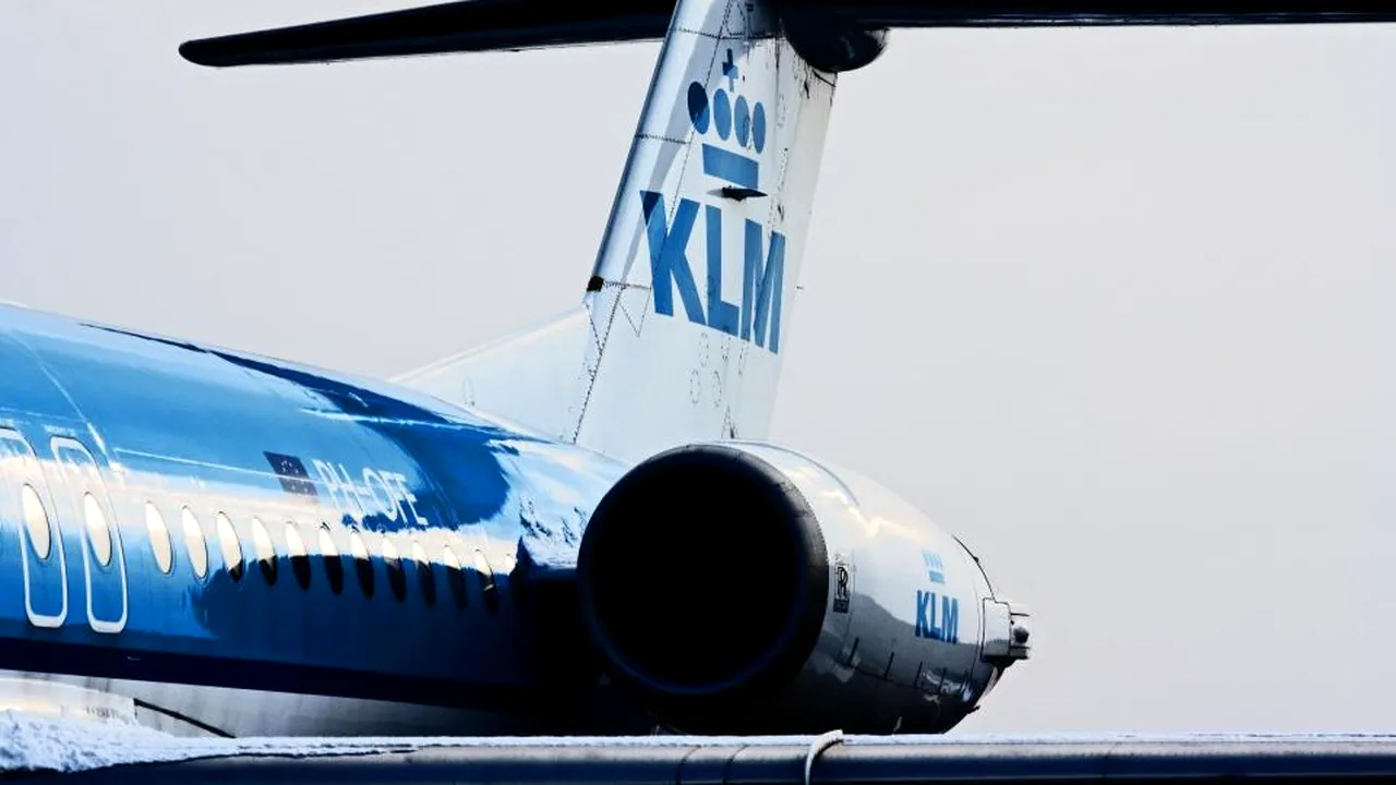 KLM: Pasagerilor români care călătoresc în Olanda nu li se impune intrarea în izolare la domiciliu