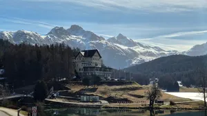 St. Moritz schimbă modelul: stațiunea de lux construiește locuințe accesibile pentru rezidenți