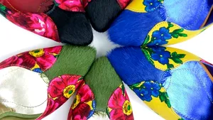 GALERIE FOTO  Şi-a fabricat o pereche de pantofi, nemulţumit de ofertă. Acum vinde pantofi în toată lumea 