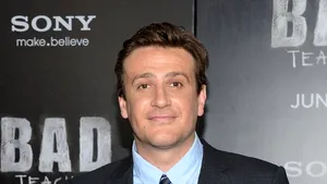 Jason Segel a primit titlul de bărbatul anului din partea Universităţii Harvard