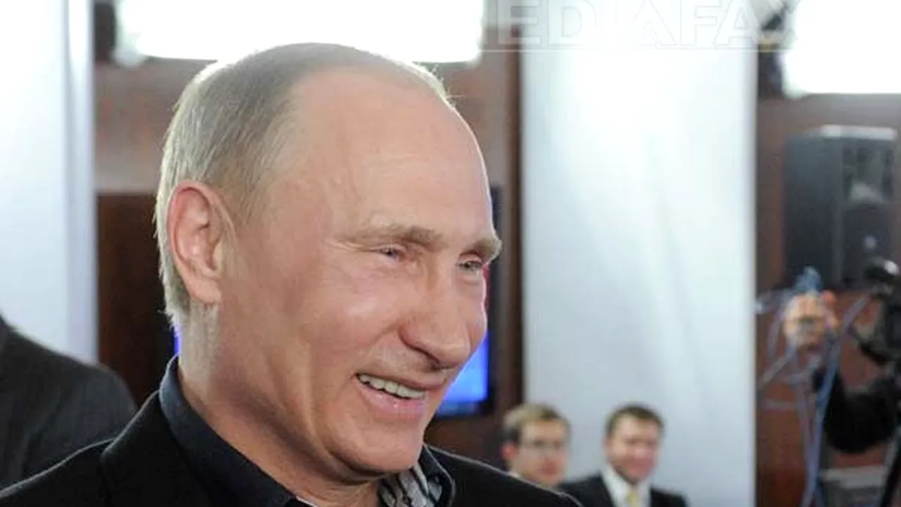 Vladimir Putin decretează patru zile libere pentru ca ruşii să se ocupe de 