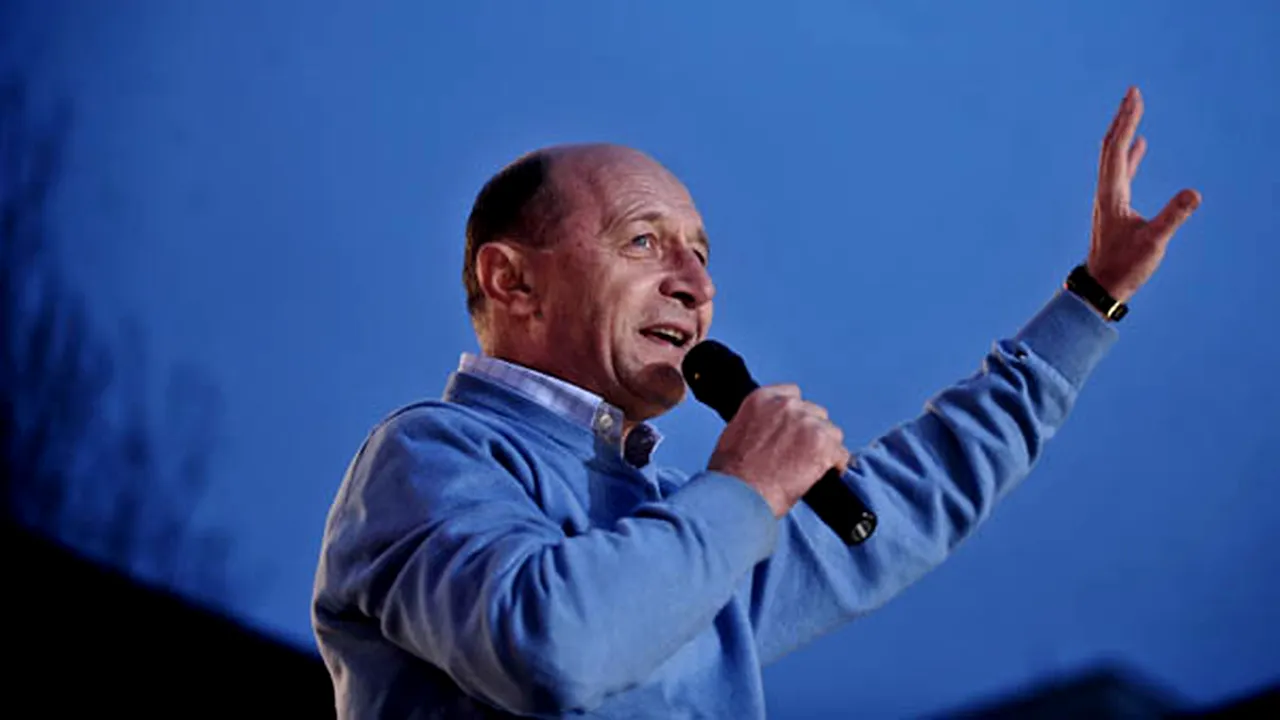 Băsescu: O participare consistentă la vot ar da posibilitatea ca ţara să aibă un preşedinte puternic