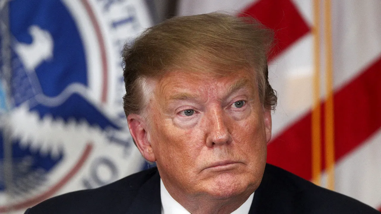 Trump denunţă publicarea documentelor fiscale şi acţiunile forţelor 