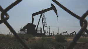 Rusia va majora de la 1 iunie taxa pentru exporturile de ţiţei