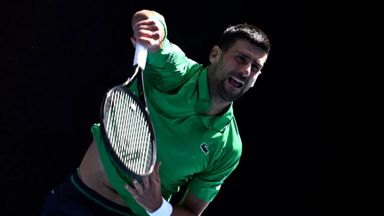 Novak Djokovic ajunge la 100 de victorii la Australian Open și avansează în turul secund
