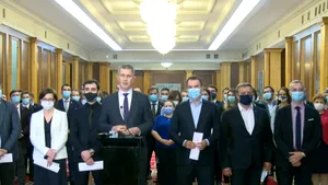 Miniştrii USR PLUS au demisionat în bloc din Guvern. Dan Barna: „Cîţu nu mai poate să fie premier