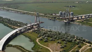 Lucrările la podul de la Agigea vor fi reluate în 12 septembrie, când podul va fi închis în întregime. Rute alternative