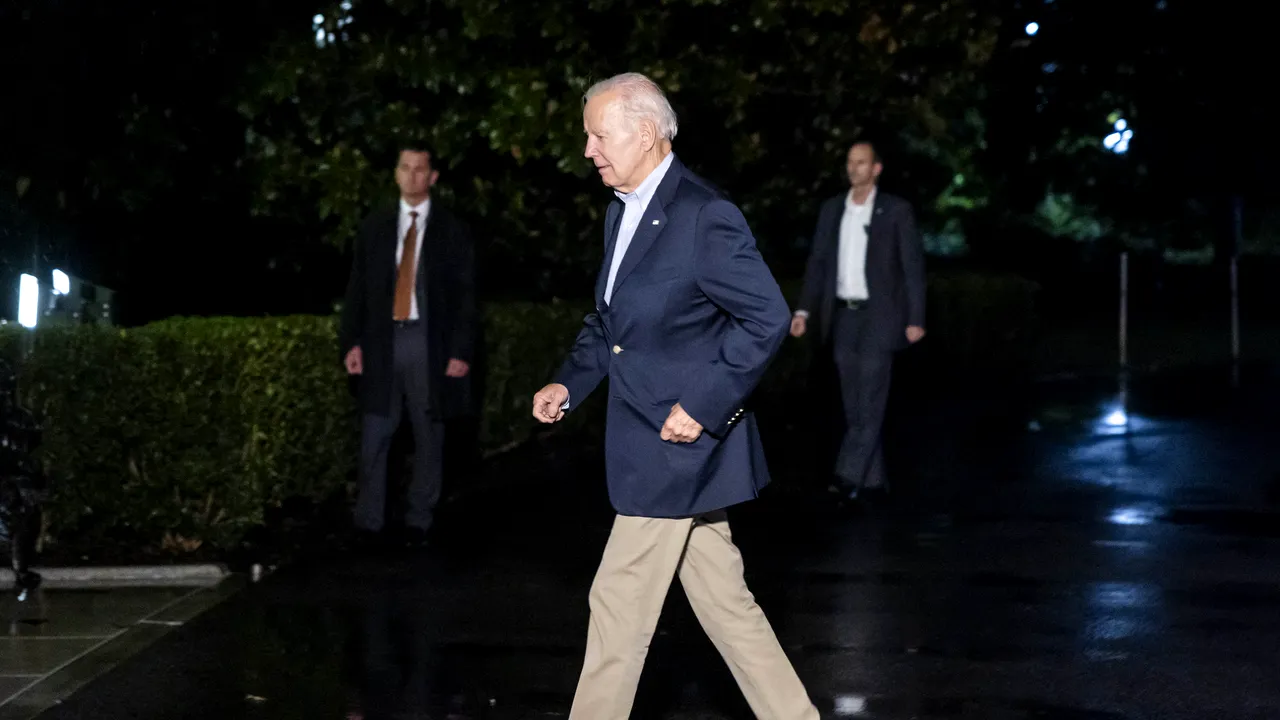 Joe Biden s-a deplasat în statul Florida, afectat puternic de Uraganul Ian