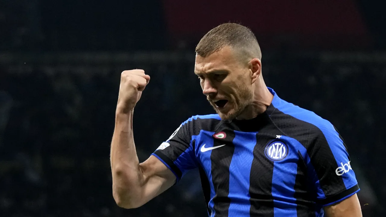 Fenerbahce l-a transferat gratuit pe Edin Dzeko de la Inter Milano