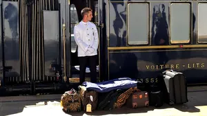 GALERIE FOTO: Celebrul Orient Express a ajuns la Bucureşti