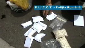 Cinci traficanţi care vindeau în Capitală cocaină adusă din Belgia şi Olanda au fost trimişi în judecată - VIDEO
