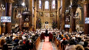 ÎMPREUNĂ DE CRĂCIUN: Un eveniment dedicat valorilor care ne unesc