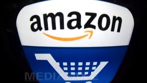 Amazon pregăteşte pentru a doua jumătate a anului un smartphone care afişează imagini aparent 3D