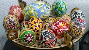 Atenţie la vopseaua de ouă. Poate să fie toxică pentru organism 