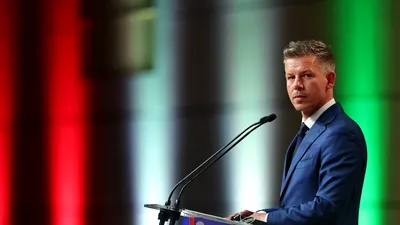 EXTERNE Avertismentul lui Péter Magyar pentru UE: Trebuie să decidă dacă vrea „doar să supraviețuiască sau să câștige”