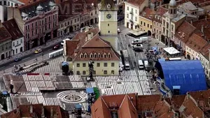 Fitch a ridicat ratingurile pentru Braşov şi Ordea. Agenţia pregăteşte o decizie similară pentru Capitală