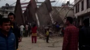 CUTREMUR PUTERNIC în Nepal: Peste 2.000 de persoane au murit. Alpinistul Alex Găvan: 