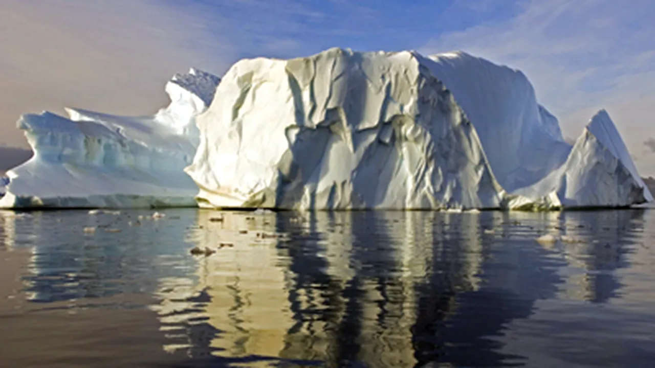 Inundaţiile subterane din zona Antarcticii accelerează topirea gheţarilor