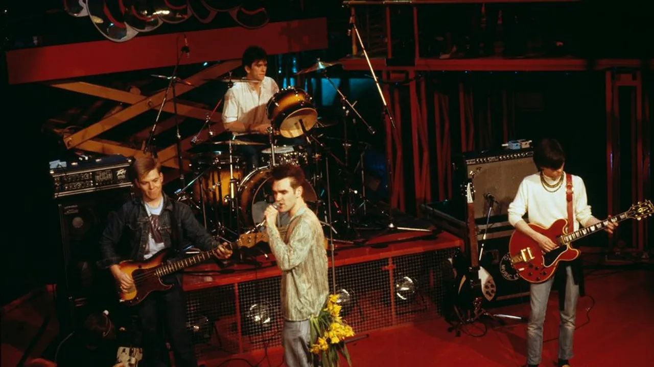 Andy Rourke, fostul basist al trupei The Smiths, a murit la vârsta de 59 de ani
