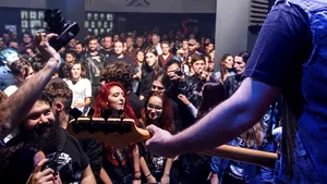 TRAGEDIA din Colectiv: Fotografii de la concertul Goodbye to Gravity, surprinse înaintea incendiului – FOTO