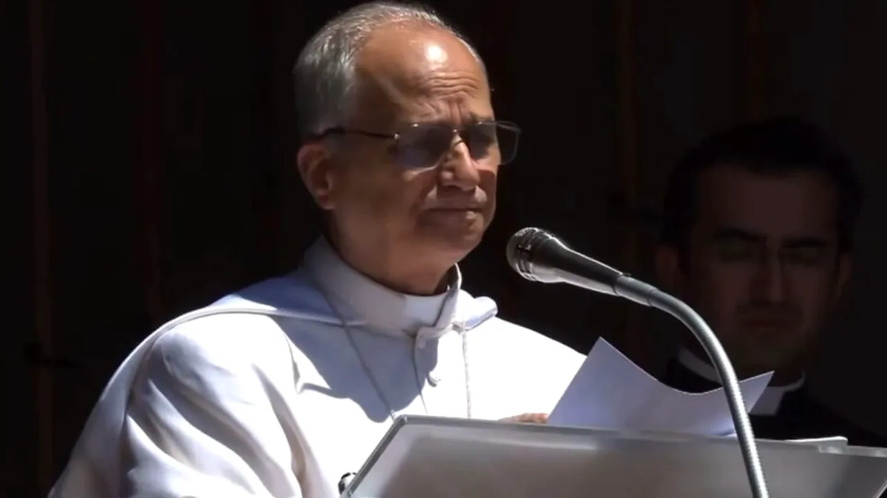 Papa îndeamnă profesorii catolici să se concentreze pe spiritualitate, nu pe partea profesională